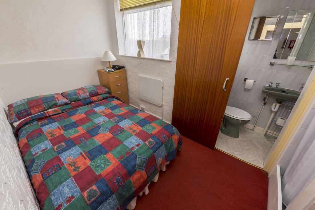 Lyndale Holiday Flats Blackpool Esterno foto