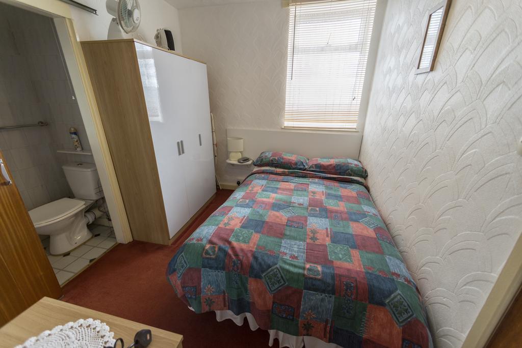 Lyndale Holiday Flats Blackpool Esterno foto