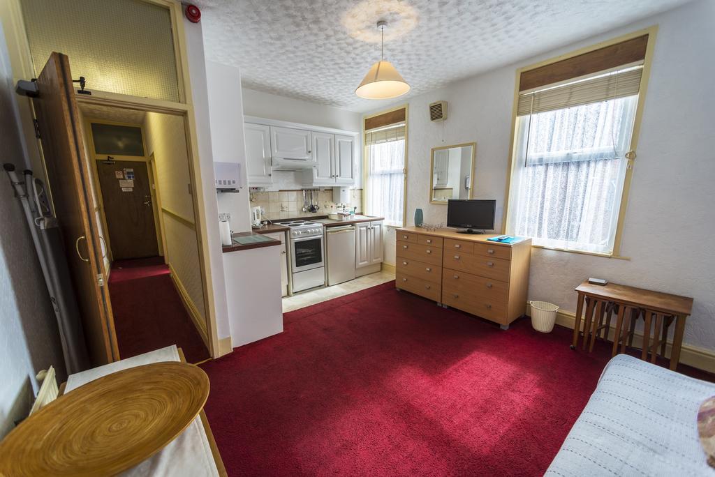 Lyndale Holiday Flats Blackpool Esterno foto