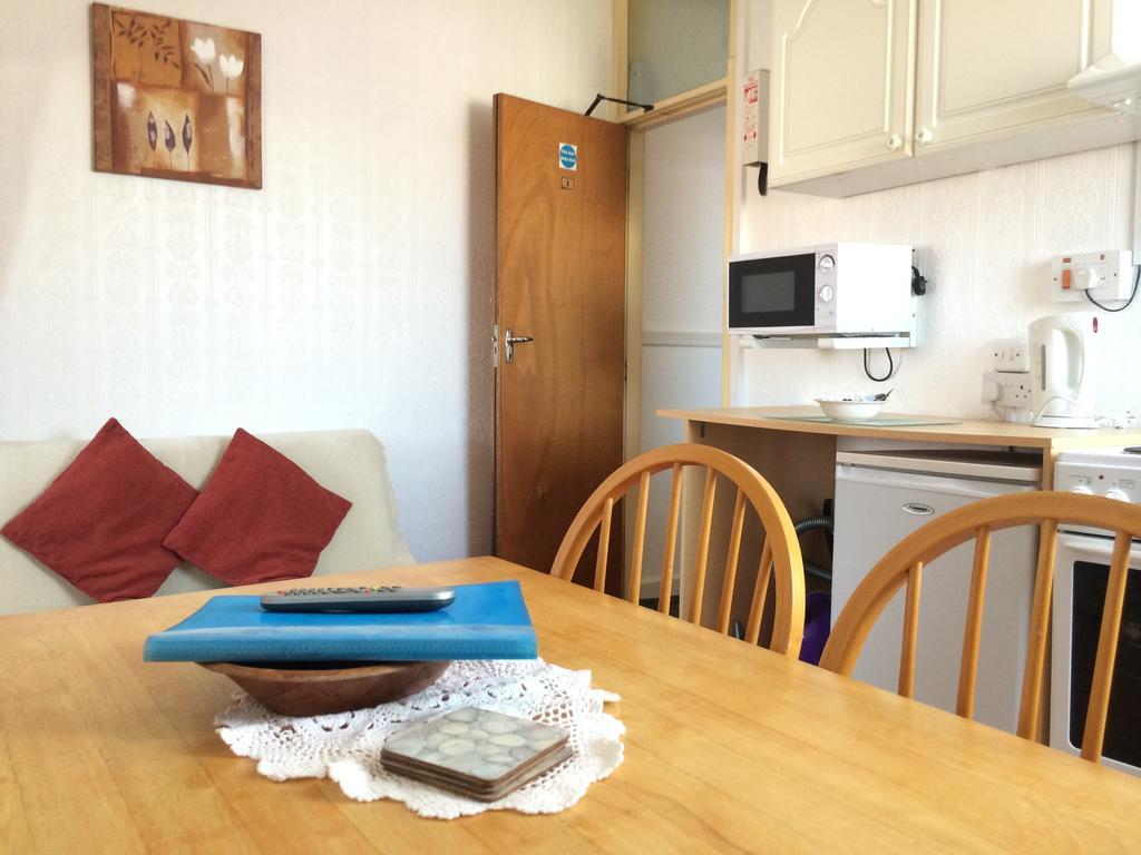 Lyndale Holiday Flats Blackpool Esterno foto